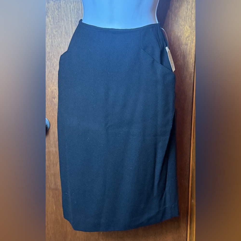 Finity Black Wool‎ Skirt - 6